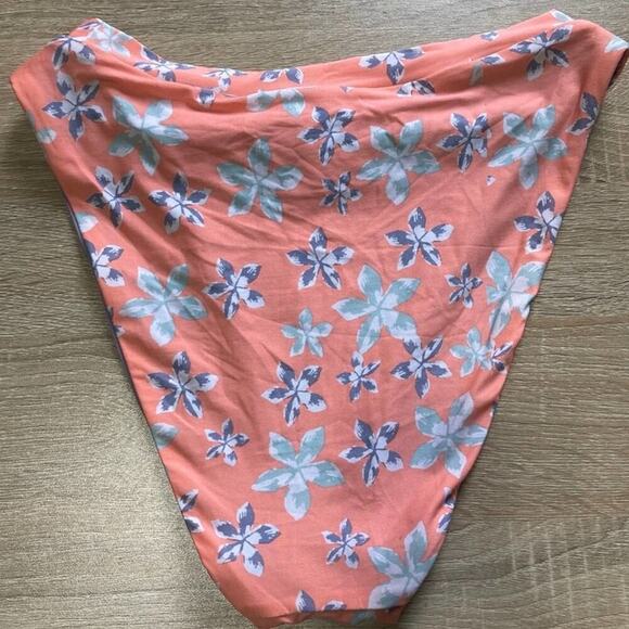 BECCA French Cut Bikini Bottom Peach Purple Floral Cheeky size M - Picture 6 of 9